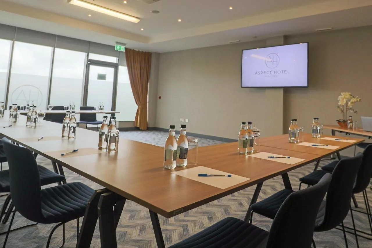 Aspect Hotel Park West Clondalkin 4*,  Irlanda