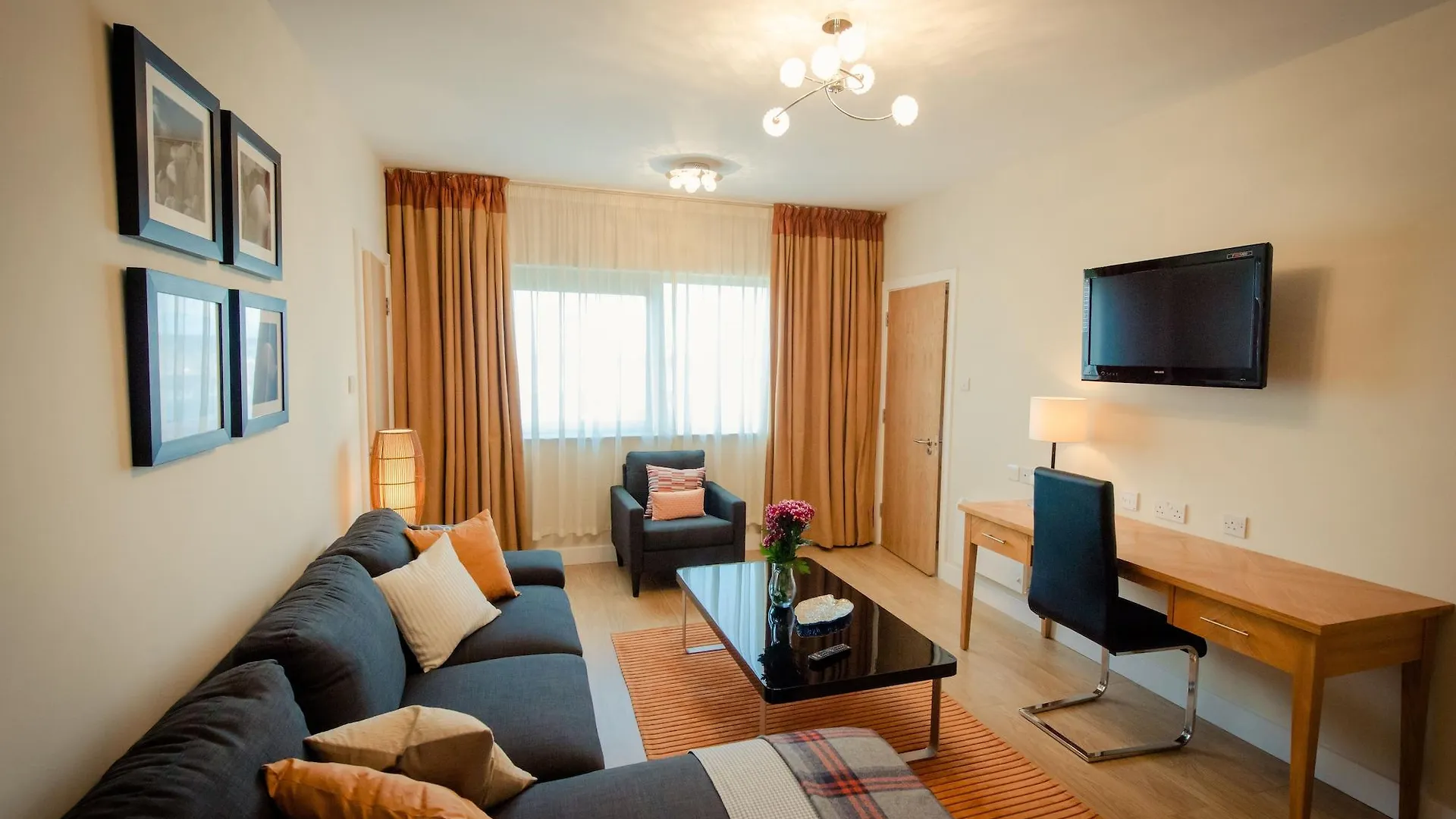 קלונדלקין Aspect Hotel Park West 4*,